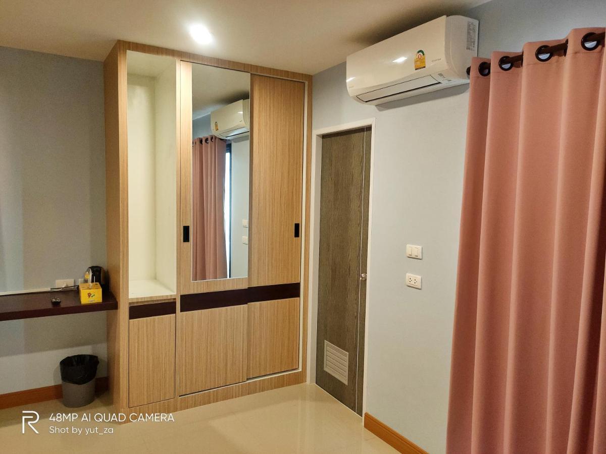 Tk Thongrak Apartment Хатъяй Экстерьер фото