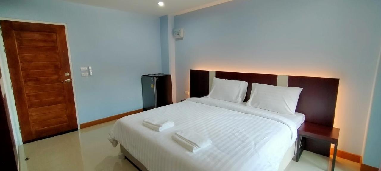 Tk Thongrak Apartment Хатъяй Экстерьер фото